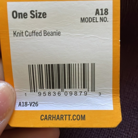Brand new carhartt knit cuffed beanie! Women’s or men’s. One size. Color/wine - Picture 4 of 4